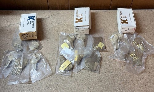 Lot key blanks starburst - of,